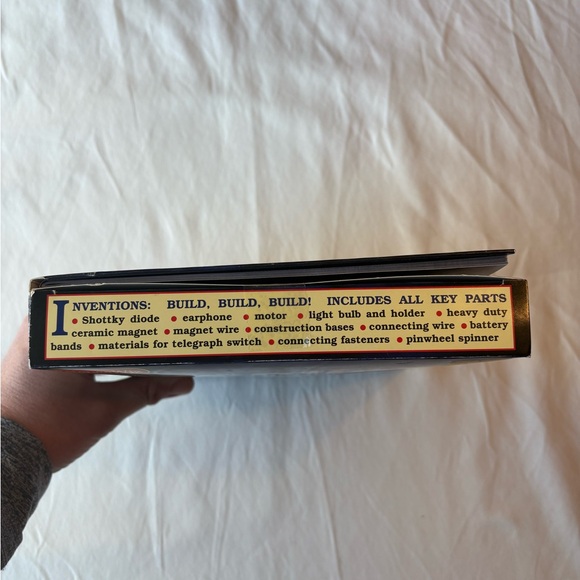 ScienceWiz Inventions Kit - Picture 4 of 5